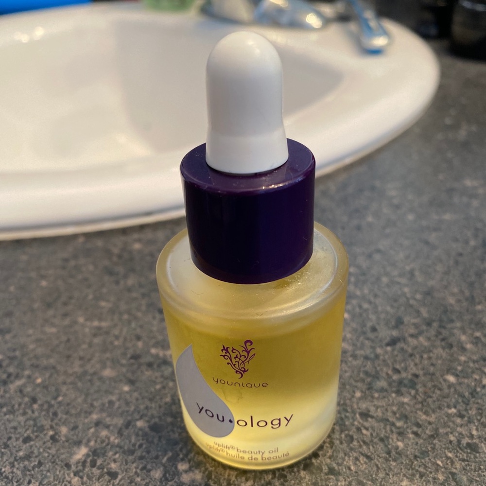 Youology by Younique Beauty Oil